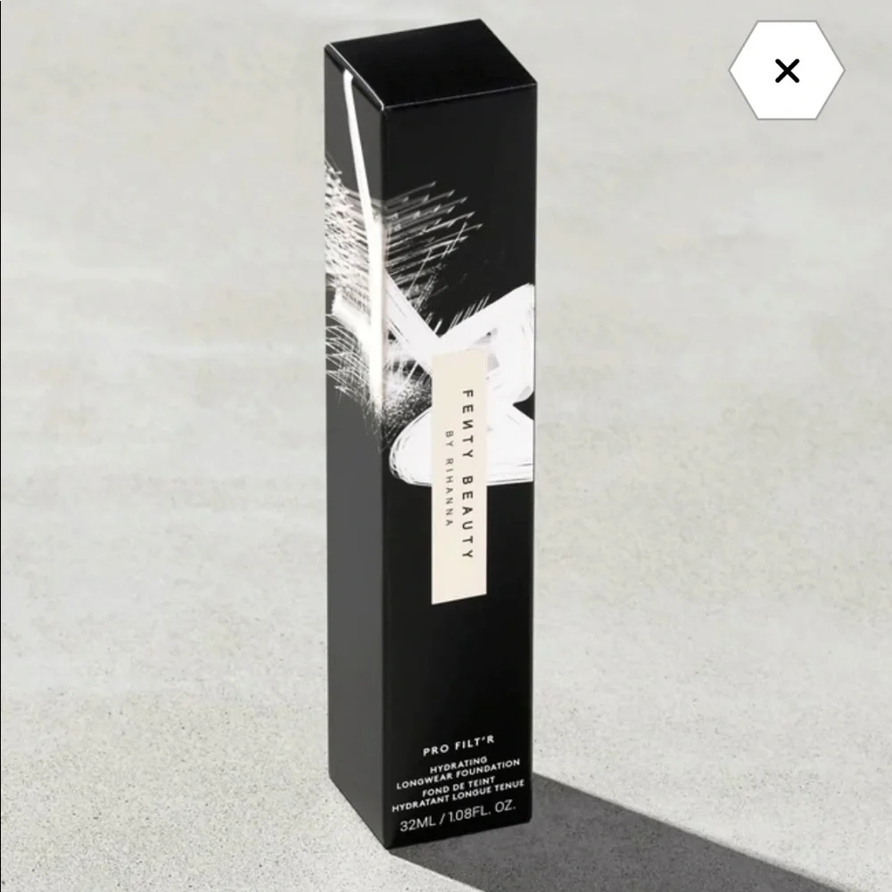 🌿Fenty Beauty PRO FILT'R HYDRATING LONGWEAR FOUNDATION / Shade: #250